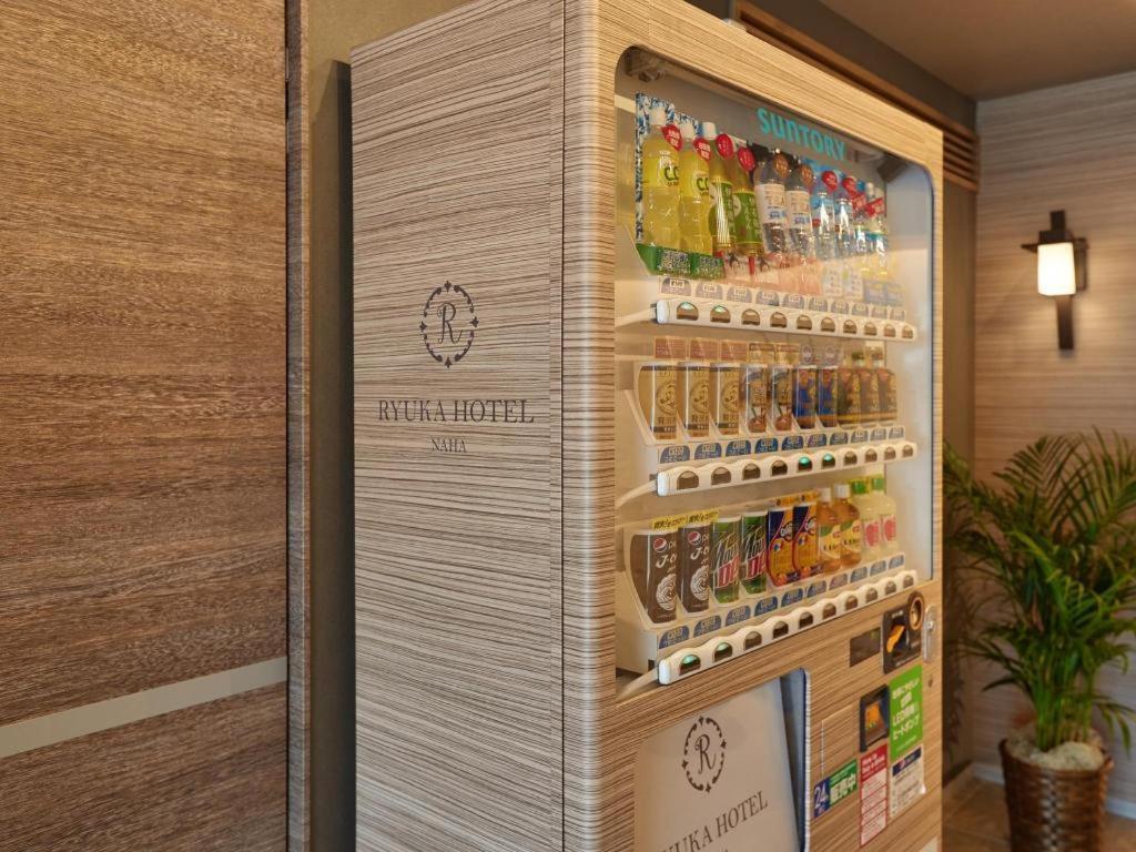 Ryuka Hotel Naha Bagian luar foto