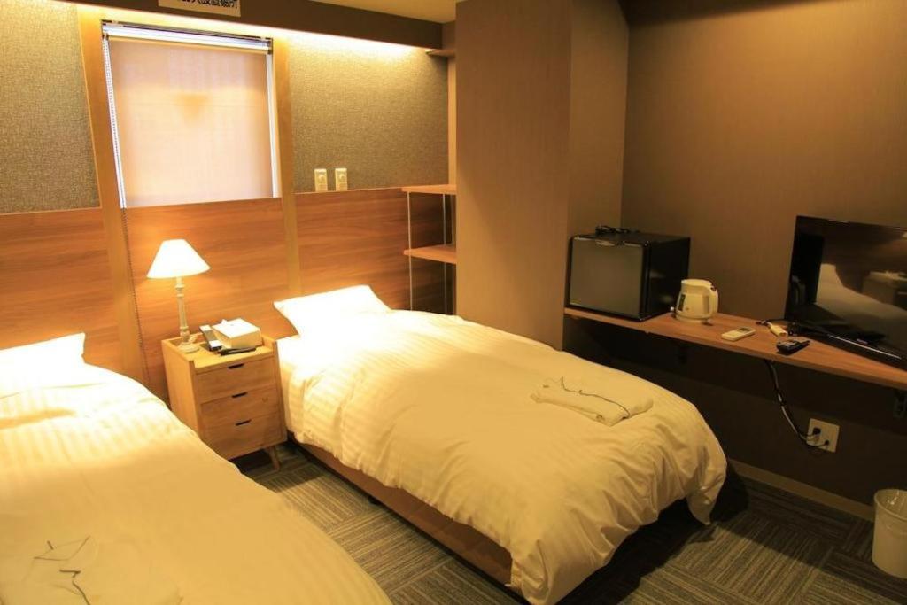 Ryuka Hotel Naha Bagian luar foto
